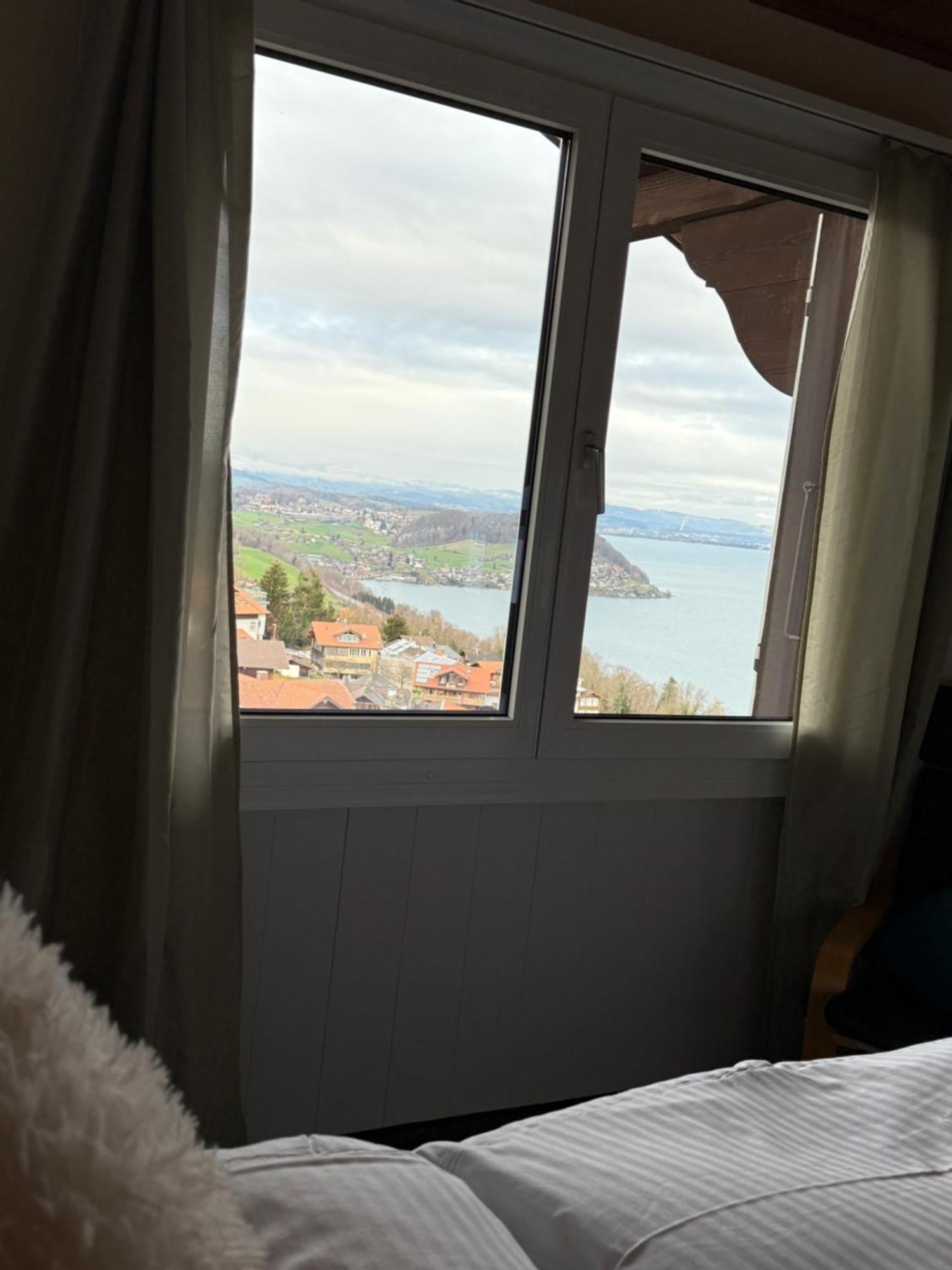 Apartmán Eva'S Seeblick Krattigen Pokoj fotografie